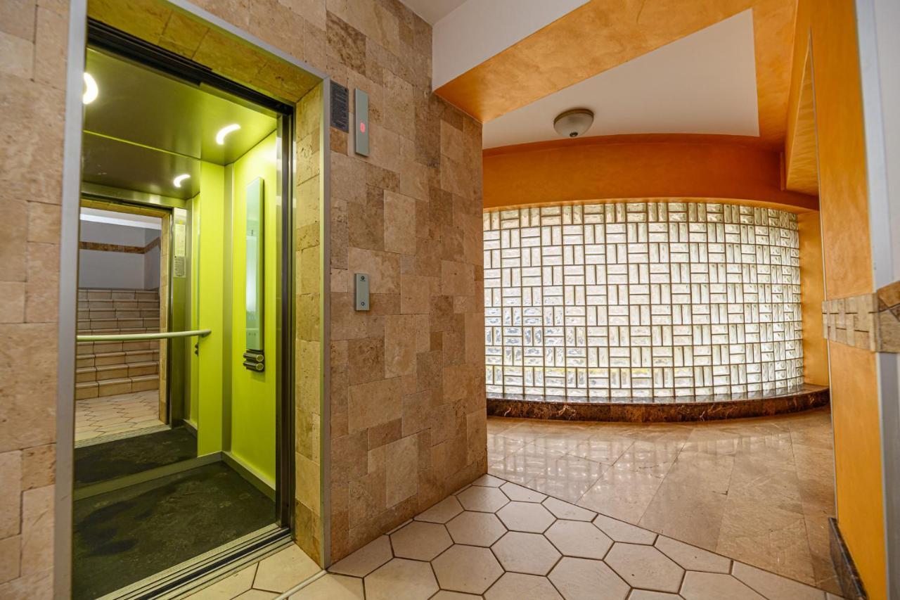 Jad - Luxury Apartments Afi Mall Brasov Bagian luar foto