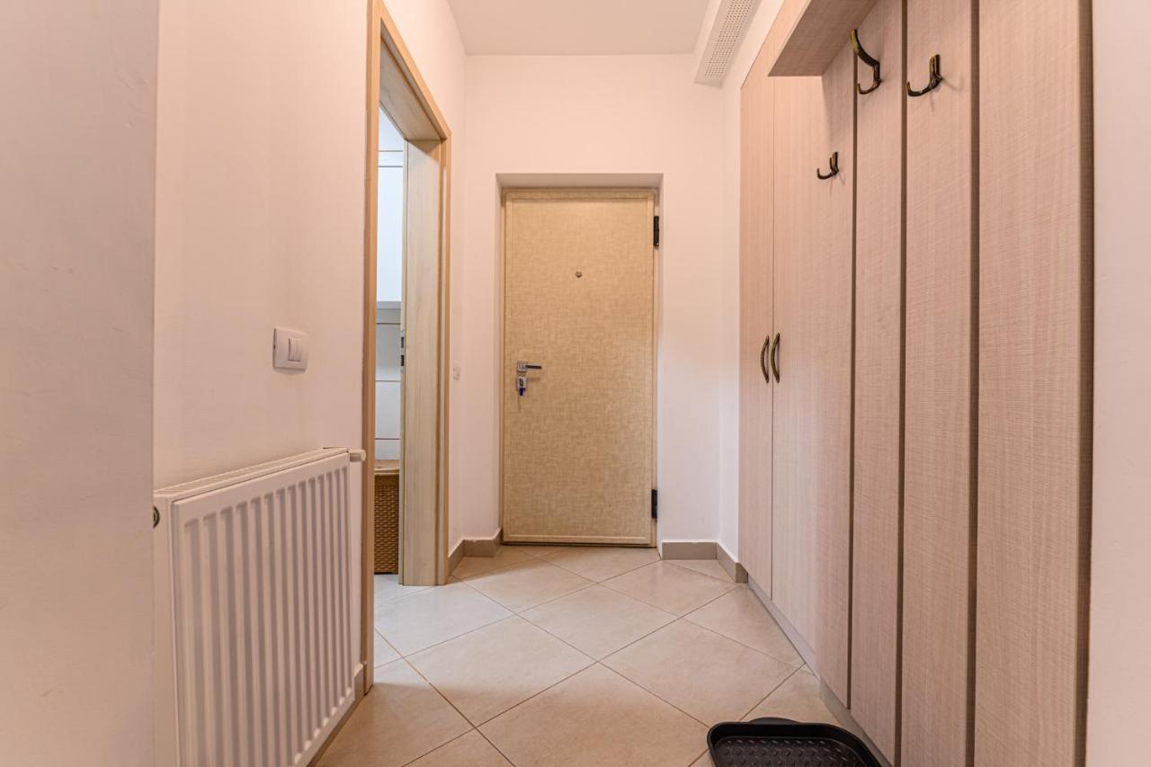 Jad - Luxury Apartments Afi Mall Brasov Bagian luar foto